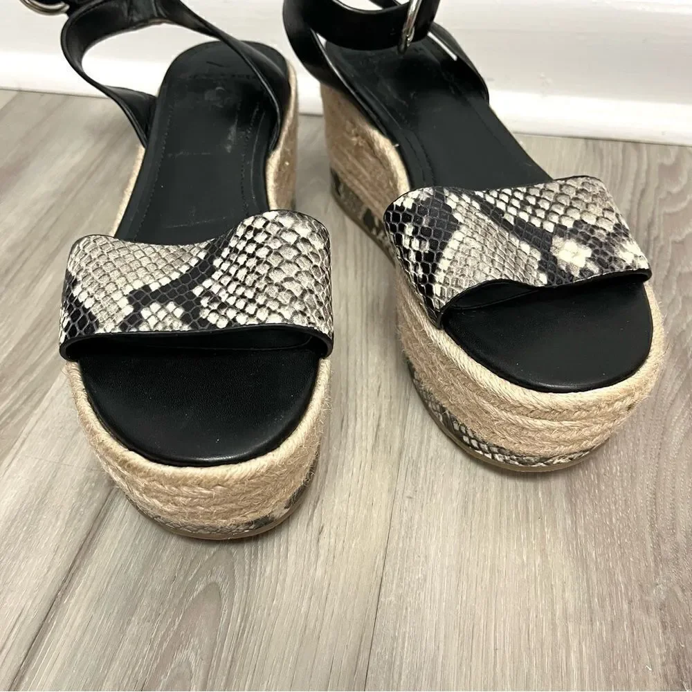 Marc Fisher Sandals Women’s 7.5 Gigli Black Leather Snake‎ Print Platform Heel